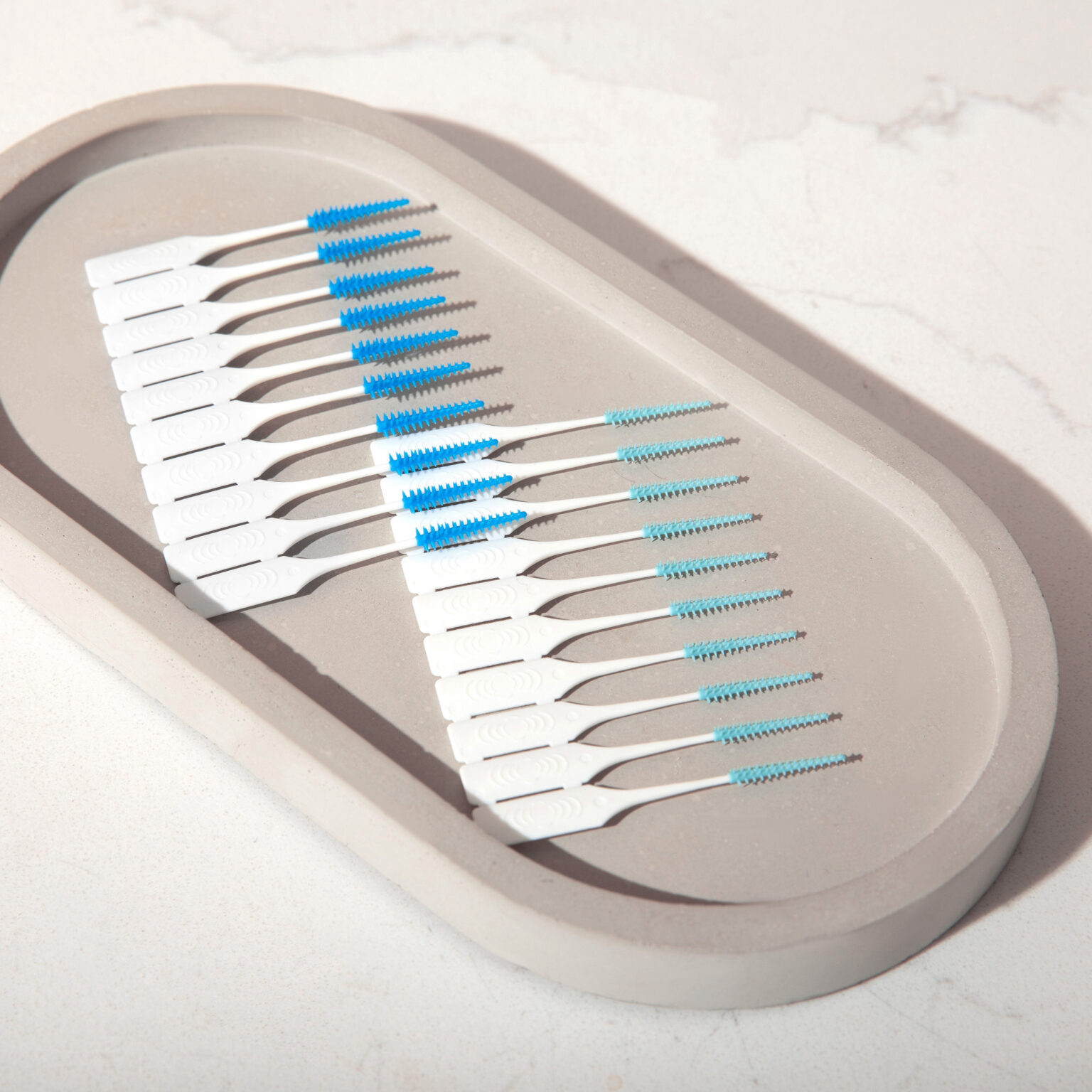 emoform-brushnclean-gallery-2